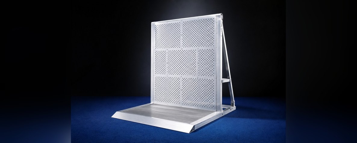 Aluminium Mojo front-of-stage crowd barrier